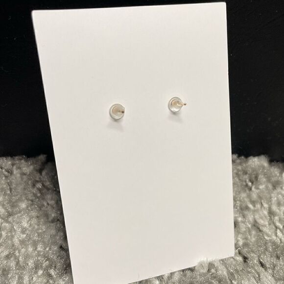 Face Abstract Design Earrings - Picture 4 of 5